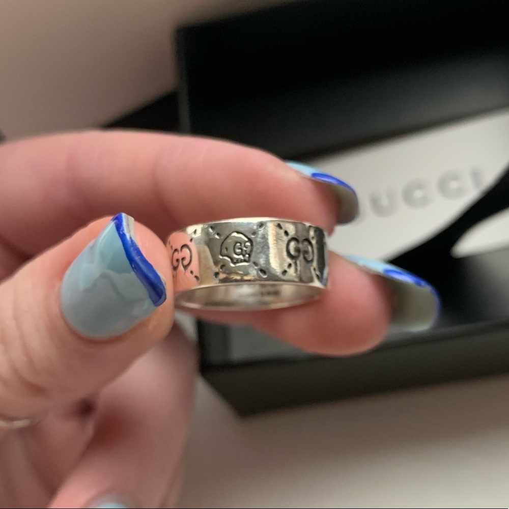 GG Ring